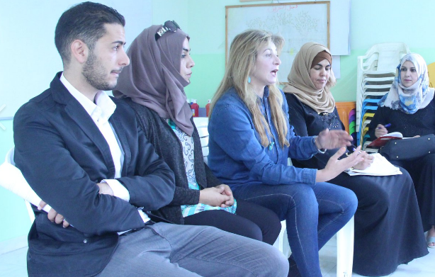  أدوار تنهي عقد الندوة التعليمية التوعوية ضمن مشروع "حماية الحقوق القانونية للنساء"

